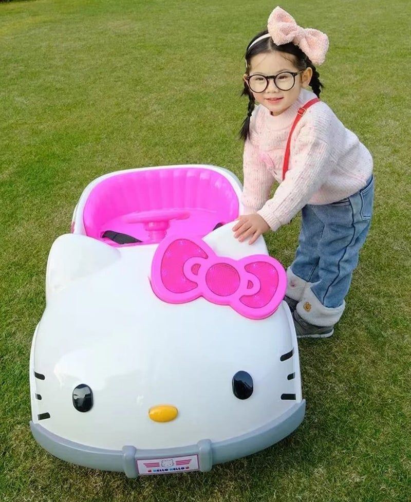 هالو كيتي سيارة هيلو كيتي الكهربائية للأطفال، مزودة بإضاءة وصوت - Image 2